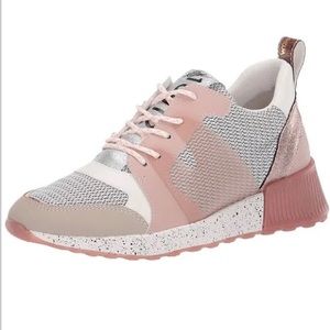 Sam Edelman pink rose gold sneakers